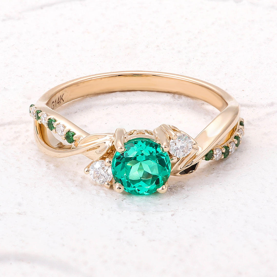 Bague émeraude de laboratoire en or 14 carats