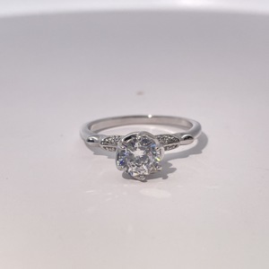 แหวนทองแดงชุบทองประดับเพชรซิคอนรูปดอกไม้สำหรับผู้หญิง เครื่องประดับแฟชั่นหรูหราสง่างาม แหวนสำหรับงานหมั้น งานปาร์ตี้ ขายส่ง - Product Image 1