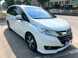 ฮอนด้า โอดิสซีย์ ปี 2015 เครื่องยนต์ 2.4 ลิตร เกียร์ CVT รถอเนกประสงค์ 7 ที่นั่ง – รถอเนกประสงค์สำหรับครอบครัวขนาดใหญ่ รถมือสองญี่ปุ่นคุณภาพดีสำหรับการส่งออก - Product Image 1