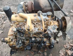 Genuino motor diésel usado de segunda mano para maquinaria de excavadora en stock - Product Image 3