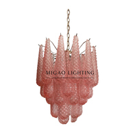 Lustre vintage médiéval français, suspension en verre texturé rose en forme de goutte d'eau, luxe pour villa, salon, salle à manger, entrée