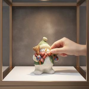 Resistente Statuetta del Piccolo <span class=keywords><strong>Maggiordomo</strong></span> nella Neve, Ornamento Natalizio a Forma di Pupazzo di Neve in Resina, Adatto per Decorazioni Natalizie - Product Image 4