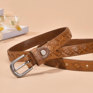 Cinturón de Cuero Genuino para Mujer, Estilo Casual, con Patrón Repujado - Product Image 2