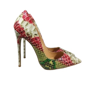Zapatos de Tacón Alto Personalizados al por Mayor para Mujer, Zapatos de Tacón de Aguja con Estampado de Serpiente, Punta Puntiaguda, Transpirables y Elegantes para Verano - Product Image 5
