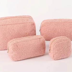 Muestra Gratis: Bolsa de Maquillaje Grande de Tela de Peluche, Linda y Moderna, Portátil para Viajes, con Cierre, Color Rosa Sherpa para Chicas - Product Image 2
