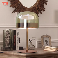 Lampe de bureau LED de luxe nordique avec corps en fer et verre flexible, abat-jour en dôme de style européen moderne et postmoderne, éclairage domestique pour chambres à coucher