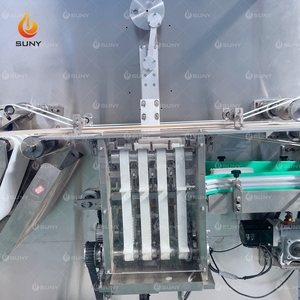 Chaîne de production de tissus humides de bonne qualité 12 rouleaux Machine de fabrication de tissus humides pour bébés entièrement automatique avec <span class=keywords><strong>robot</strong></span> couvercle - Product Image 4