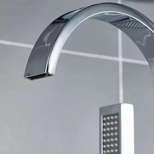 Robinet de baignoire cascade moderne sur pied en laiton massif avec <span class=keywords><strong>douchette</strong></span> <span class=keywords><strong>pour</strong></span> hôtel et villa - Product Image 4