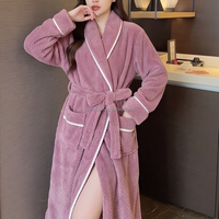 Peignoir long en polaire corail épaissie pour femme, nouveau design hiver, ample et minimaliste, avec lacets, vêtements d'intérieur chauds et confortables