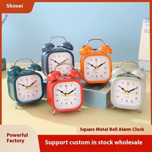 <span class=keywords><strong>Réveil</strong></span> à cloche en métal carré moderne Petit Quartz numérique de balayage silencieux pour le <span class=keywords><strong>réveil</strong></span> des étudiants Heure de bureau de chevet en gros - Product Image 3