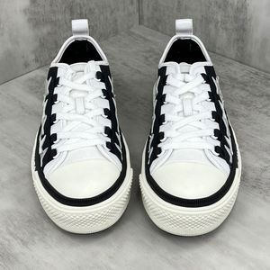 2026 Luxe Amiry Designer Brand Haute Qualité Mocassins en toile zippés Mode Homme Chaussures d'été décontractées Amorti multifonctionnel - Product Image 4