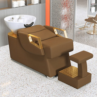 Kursi Salon Kecantikan Mewah Modern Berbingkai Kayu Kulit dengan Wastafel Keramik Hitam dan Desain Ergonomis
