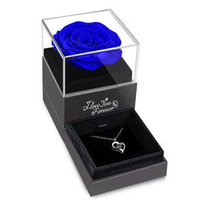 Caja colgante de anillo de doble puerta para el día de San Valentín, joyero de flores eternas en forma de manzana navideña - Product Image 5