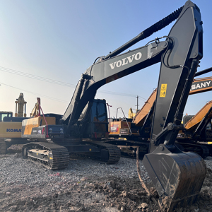 รถขุดมือสอง Volvo EC240 ขนาด 24 ตัน เครื่องจักรขุดดินมือสอง ใช้งานน้อย เครื่องยนต์ทรงพลัง ประหยัดน้ำมัน เหมาะสำหรับงานขุด พร้อมใบรับรอง CE - Product Image 3