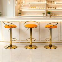 Tabouret de bar de luxe rembourré en PU orange vif avec dossier circulaire plaqué or, chaise haute réglable pour comptoir de bar et café