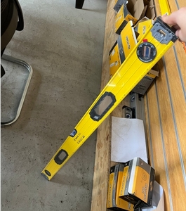 Tùy chỉnh chiều dài 90 180 cố định bong bóng và có thể điều chỉnh bong bóng chất lượng cao nam châm Mức độ tinh thần với ba lọ - Product Image 3