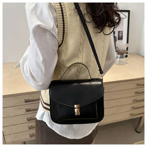 Nuevo bolso bandolera retro personalizado de alta gama con textura de PU, bolso de hombro informal y moderno para mujer. - Product Image 3