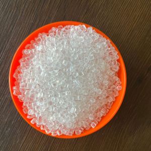 Matières premières plastiques, granulés de polystyrène transparent GPPS 123P, particules pour le moulage de jouets - Product Image 1