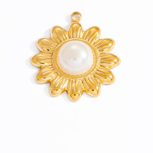 Colgantes de moda, dijes de acero inoxidable chapados en oro de 18 quilates con cruz, luna, flor, corazón, perlas y piedras preciosas para la fabricación de joyas, regalo. - Product Image 5