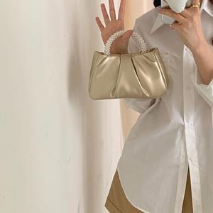 Sac fourre-tout vintage en satin plissé avec poignée perlée, élégant sac de soirée - Product Image 1