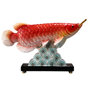 Figurine sculptée en résine époxy Golden Arowana Attire la richesse Décor de salon et de bureau - Product Image 5