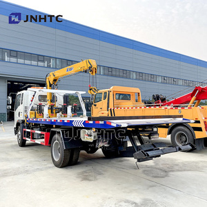 Camión de auxilio ligero de Sinotruck HOWO 4X2 del precio de fábrica con la grúa telescópica del auge del brazo de 8 toneladas para la elevación del coche/del autobús en venta - Product Image 3