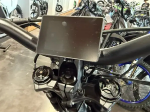 Motocicleta Eléctrica Todoterreno de Alto Rendimiento E Ride Pro SR, Motor de 25kW de Potencia Máxima, Estilo de Carreras de 70MPH, Motocicleta Enduro - Product Image 4