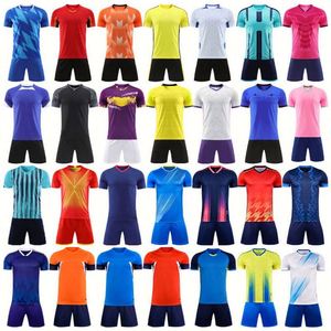 Ensembles d'uniformes d'entraînement de football unisexes 100% polyester respirant à séchage rapide avec impression par transfert thermique, col rond, manches courtes, pour équipe - Product Image 1