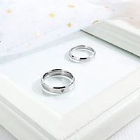 Bague en acier inoxydable incrustée de micro-diamants bague de couple en acier au titane bague simple lisse en diamant
