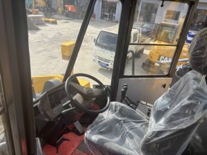 Bomba de motor de cargador de ruedas Komatsu WA470 de alta eficiencia para paisajismo de limpieza de terrenos de construcción de servicio pesado (92KW 7 toneladas - Product Image 2