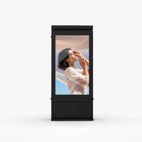 Affichage numérique LCD extérieur 32 pouces, système d'exploitation Android Windows, étanche, support au sol, tactile, double face, publicité pour les magasins de mode