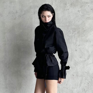 Gabardina Entallada de Color Sólido con Cuello Alto y Manga Larga, Estilo Urbano Minimalista - Product Image 4