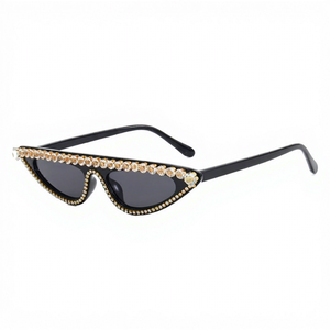 Triangular Cat-Eye Small-<b>Frame</b> Diamond-Studded Arrival European & American Vintage-Inspired Distinctive Sunglasses - Product Image 5