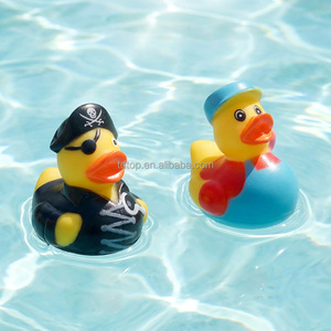 Vente en gros de mini-canards en caoutchouc flottants, écologiques, non toxiques, avec logo personnalisé, certifiés sûrs, pour la baignade des bébés, promotionnels - Product Image 4