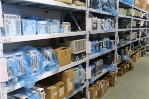 Nuovo e originale FX5U-64MT/ESS mitMitsubishi <span class=keywords><strong>PLC</strong></span> FX5U-64MT ESS apparecchiature elettriche - Product Image 5