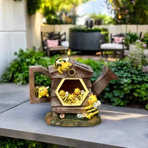 Solar Bee Hive Garden Statue Fairy Theme With LED Flowers Resin Material Outdoor Lawn And Yard Decoration For Bumblebees