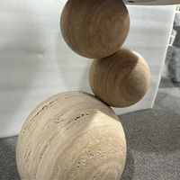 Table d'appoint moderne en travertin à 3 boules superposées, table basse ronde en pierre beige naturelle pour canapé, coin ou décoration de chambre