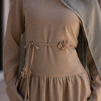 Robe élégante pour femmes musulmanes 2026, avec appliques florales 3D, taille à nouer, Abaya modeste, vêtement islamique long, couleur personnalisée, fabricant