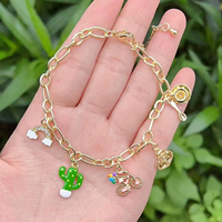 Bracelet ajustable en cuivre avec mini-breloques en émail en forme de crème glacée et perles de verre bleues, vente en gros pour cadeau