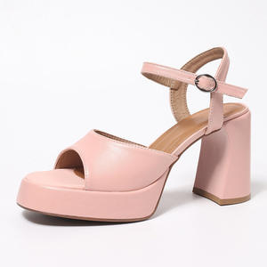 Sandalias de mujer de alta gama, cómodas y versátiles, con un diseño único y un estilo exquisito. Sandalias elegantes y exclusivas para mujer. - Product Image 1