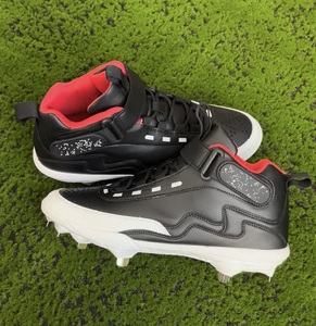 مسامير بيسبول مصبوبة من Odm ، مسامير شبابية من الجلد الصناعي ، أحذية بيسبول متوسطة للرجال - Product Image 2