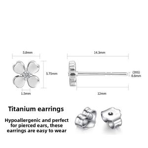 Pendientes Zoryn de Titanio Puro con Diseño de Trébol de Cuatro Hojas, Hipoalergénicos, Aptos para Perforaciones, Estilo Pañuelo para la Cabeza, Unisex - Product Image 2