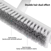 Brosse de nettoyage 2-en-1 à long manche réglable avec poils, en PP écologique, pour salle de bain et sols, avec grattoir intégré, vente en gros