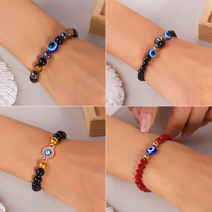 Bracelet en perles noires œil du diable pour hommes et femmes, bracelet porte-bonheur à 8 perles, accessoires de bijoux quotidiens - Product Image 1
