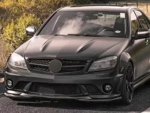 Pour Mercedes Benz Classe C W204 C63 AMG 2009 2010 2011 : Grille avant de remplacement pour lifting, grille de capot, kits carrosserie - Product Image 4