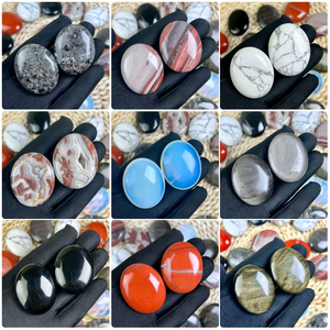 Groothandel Hoge Kwaliteit Healing Crystal Stone Palm Stone Gepolijste Ovale Vorm Zorgstenen Tumble voor Meditatie Ontspanning - Product Image 2
