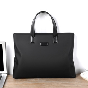 Sac Messager Homme en Nylon Imperméable et Durable, Grande Capacité, Anti-Rayures, pour Ordinateur Portable et Documents – Vente en Gros - Product Image 4