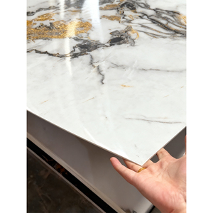 Panneaux muraux veinés naturels haut de gamme Matériau en <span class=keywords><strong>PVC</strong></span> ornemental non dangereux <span class=keywords><strong>à</strong></span> texture réaliste Feuille de marbre faux UV personnalisable - Product Image 3