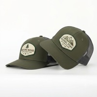 Gorra Trucker de 6 Paneles Personalizada al por Mayor de Alta Calidad con Logotipo Bordado y Malla Trasera
