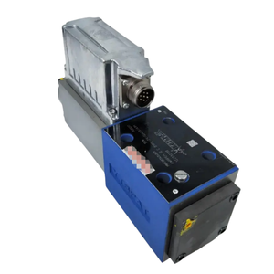 Valvole di controllo della pressione idraulica 4 wrpeh6c4b02l-31/<span class=keywords><strong>M</strong></span>/24 a1 R901382356 4 wrpeh6 4 wrpeh10 serie valvola di controllo proporzionale - Product Image 1